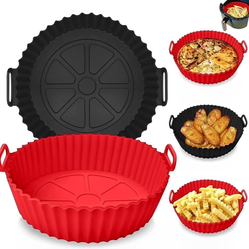 Forma de silicone redonda verde para air fryer, com linhas de relevo no fundo para melhorar a crocância dos alimentos.
